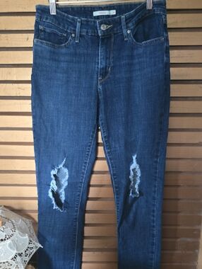 Levi's 711 Women's Skinny Jeans - Dark Blue with Distressed Knees